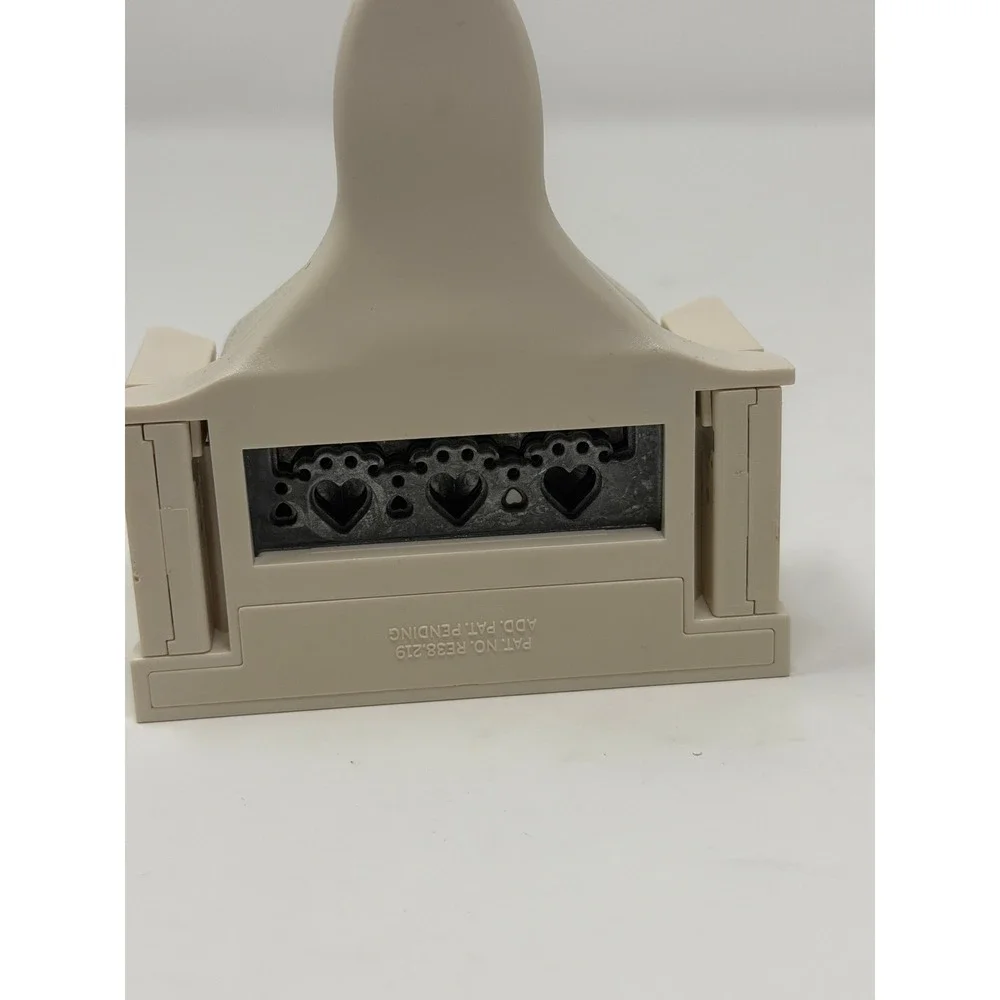 Martha Stewart Heart Lace Deep Edge Punch Cream Scalloped Border Retired
